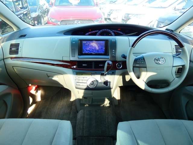 Toyota ESTIMA 2012-01 189477-1
