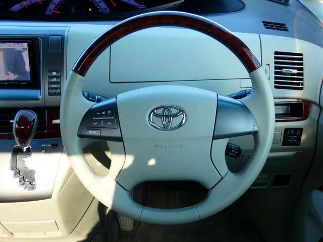Toyota ESTIMA 2012-01 189477-15