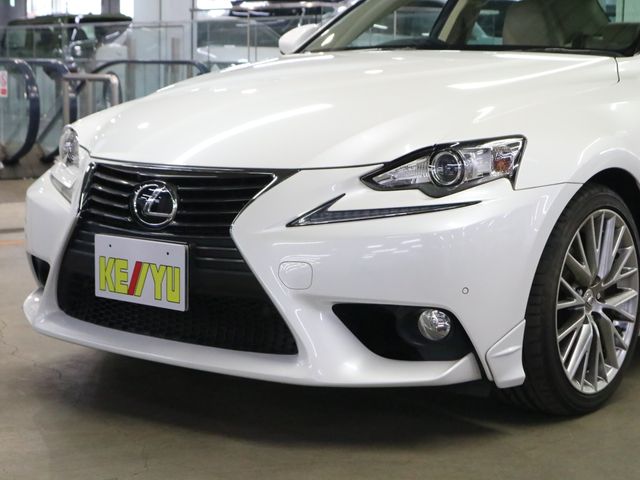 Lexus IS 2013-11 1266-27