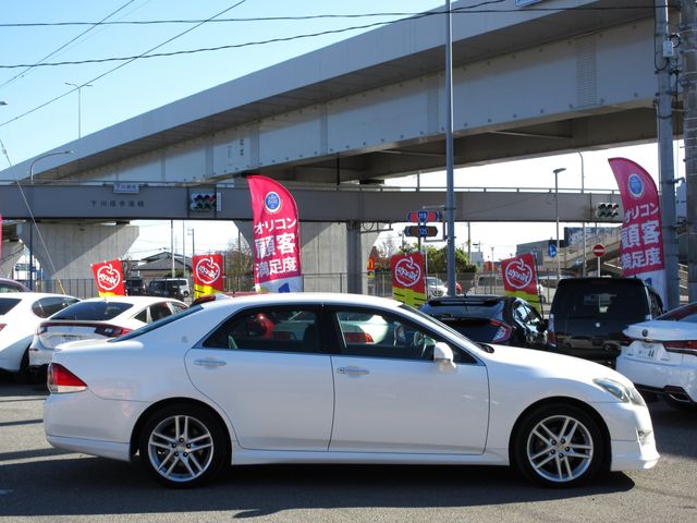 Toyota CROWN SEDAN 2010-08 181882-15