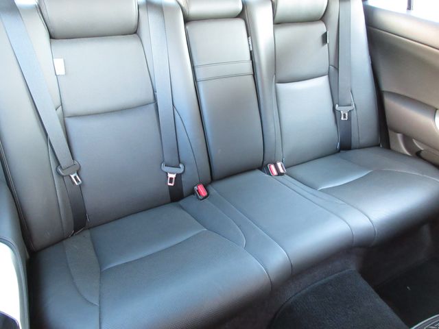 Toyota CROWN SEDAN 2010-08 181882-24