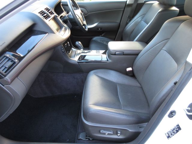 Toyota CROWN SEDAN 2010-08 181882-21
