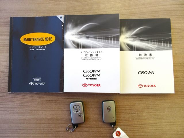 Toyota CROWN SEDAN 2010-08 181882-13