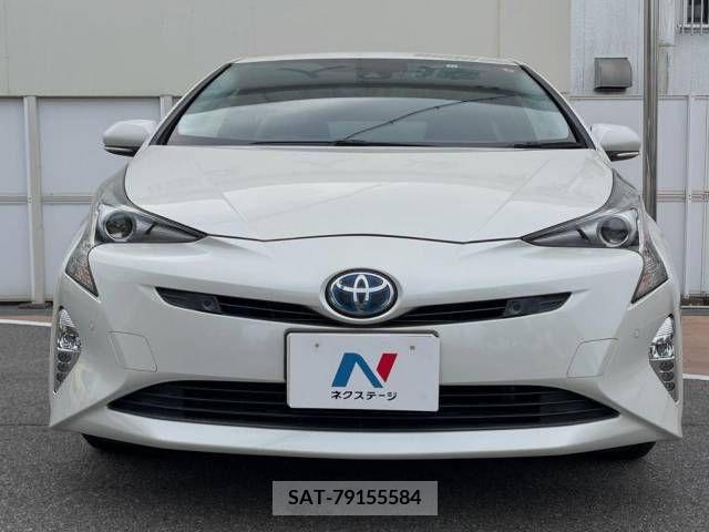 Toyota PRIUS 2017-11 351408-14