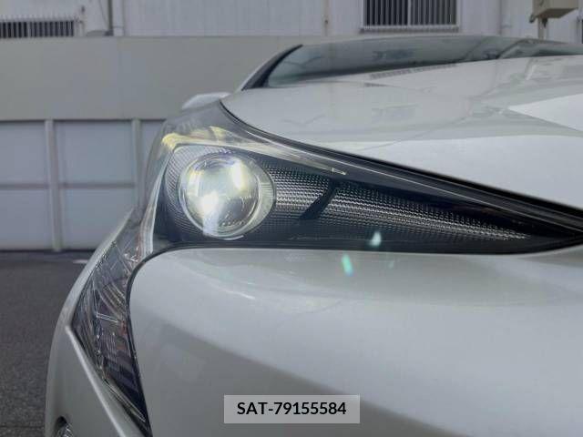 Toyota PRIUS 2017-11 351408-12