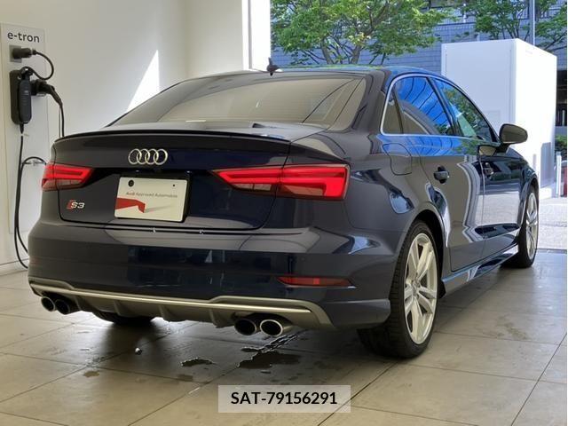 Audi S3 2017-05 379389-1