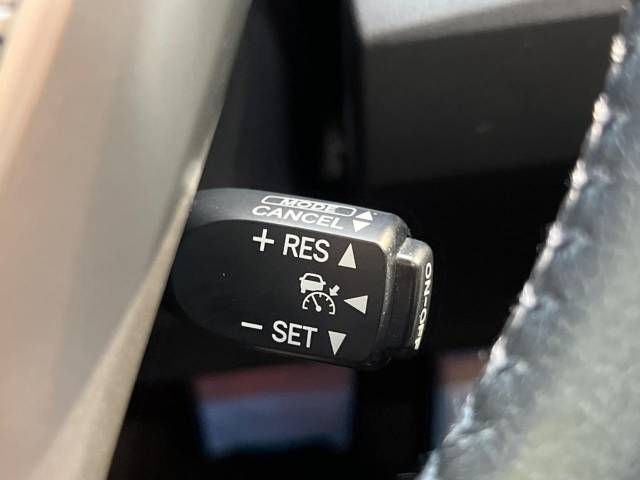 Toyota PRIUS 2013-03 185063-5