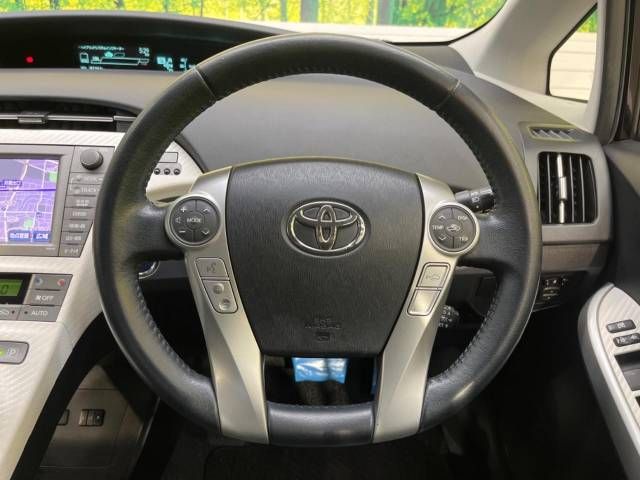 Toyota PRIUS 2013-03 185063-11