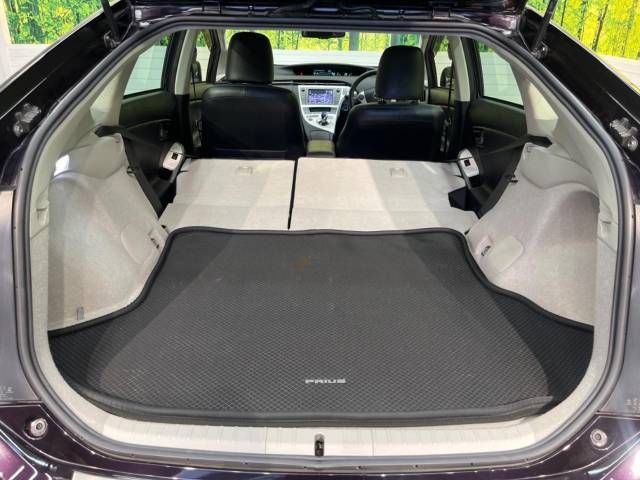 Toyota PRIUS 2013-03 185063-10