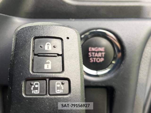 Toyota VOXY 2015-01 210139-8