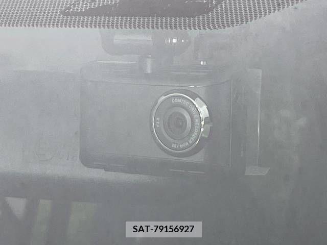 Toyota VOXY 2015-01 210139-6