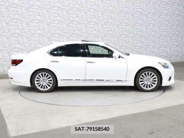 Lexus LS 2012-11 362851-11