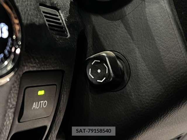 Lexus LS 2012-11 362851-19