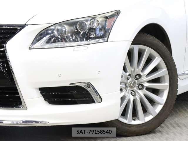 Lexus LS 2012-11 362851-15