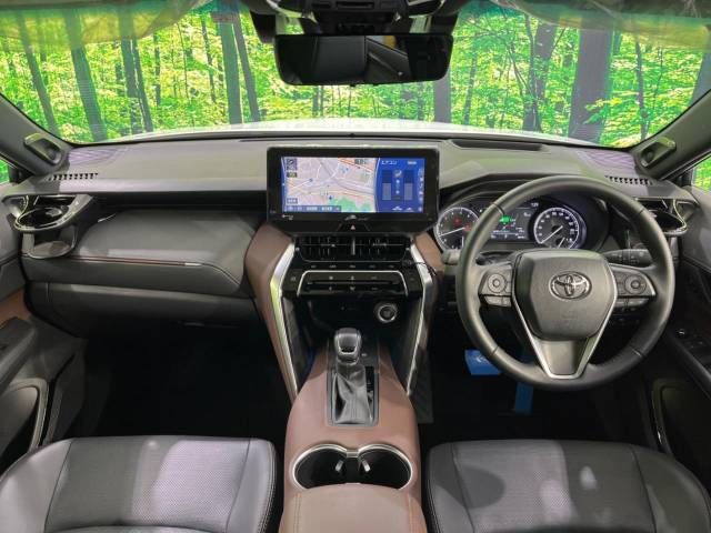 Toyota HARRIER 2022-06 185635-1
