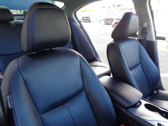 Nissan SKYLINE 2015-08 180539-10