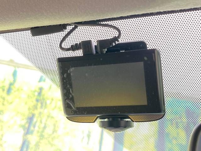 Nissan SERENA 2020-06 182245-5