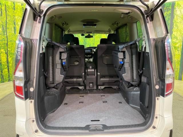 Nissan SERENA 2020-06 182245-11