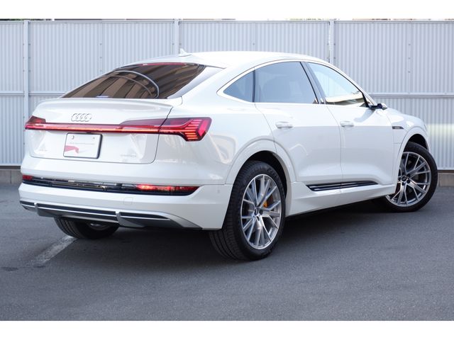 Audi E-TRON 2021-08 1397-8