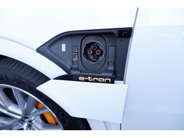 Audi E-TRON 2021-08 1397-27