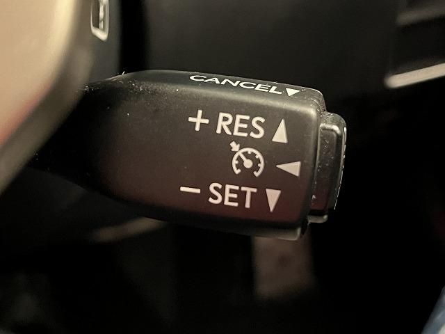 Lexus IS 2013-07 25330-17