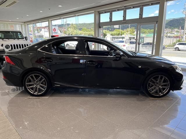 Lexus IS 2013-07 25330-3