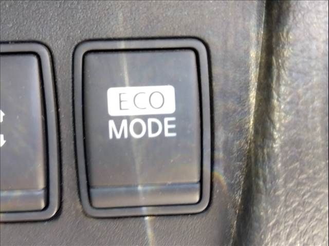 Nissan SERENA 2012-10 5902-19