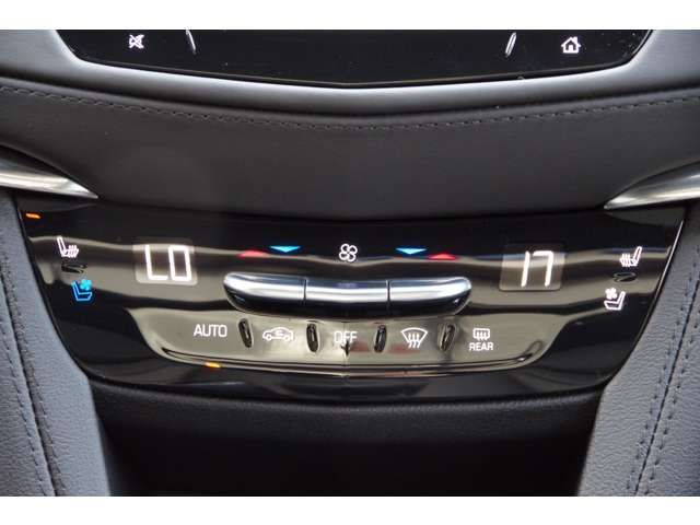 Cadillac XT5 2022-02 15012-12