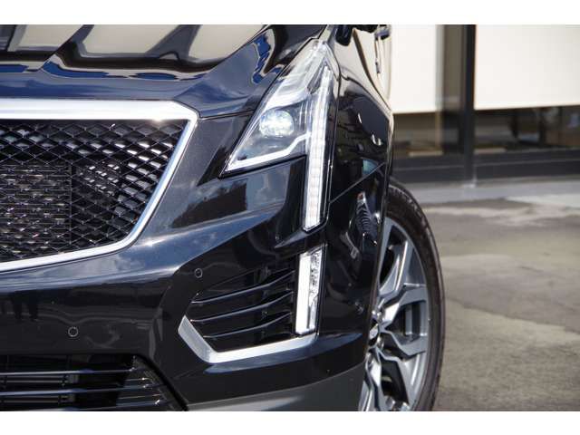 Cadillac XT5 2022-02 15012-17