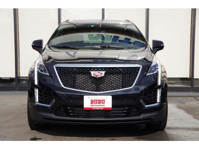 Cadillac XT5 2022-02 15012-1