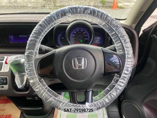 Honda N-ONE 2013-01 279695-4