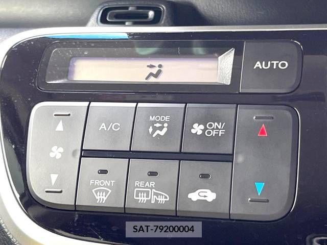 Honda N BOX CUSTOM 2017-07 329691-9
