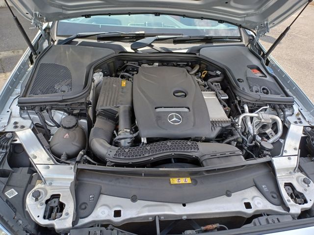 Mercedes Benz E-CLASS 2018-06 5238-12