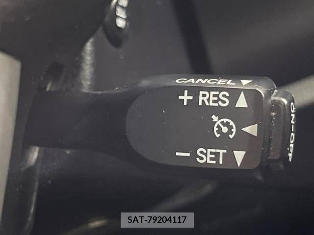 Toyota ESQUIRE 2015-08 373289-4
