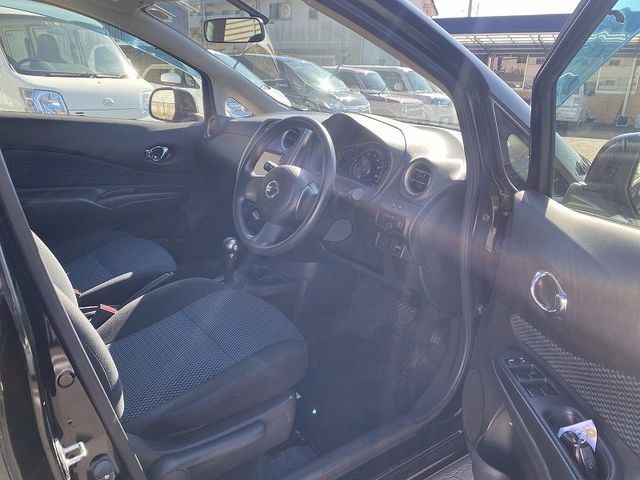 Nissan NOTE 2012-11 182585-10