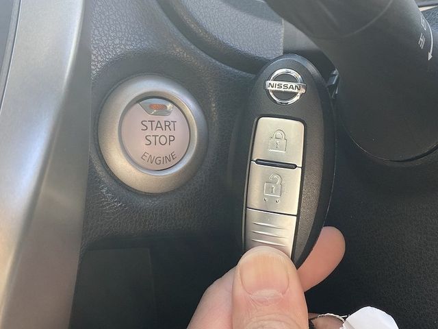 Nissan NOTE 2012-11 182585-19