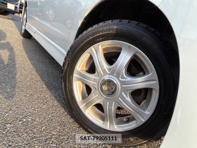 Nissan ROOX 2011-09 297929-13