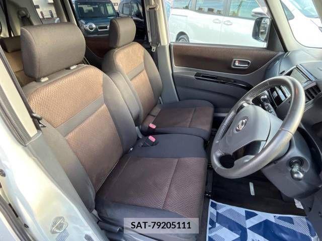 Nissan ROOX 2011-09 297929-8