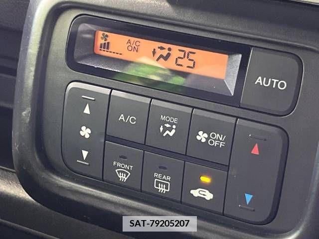 Honda N-VAN 2019-07 375310-6