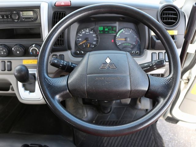 Mitsubishi CANTER 2017-09 193151-23