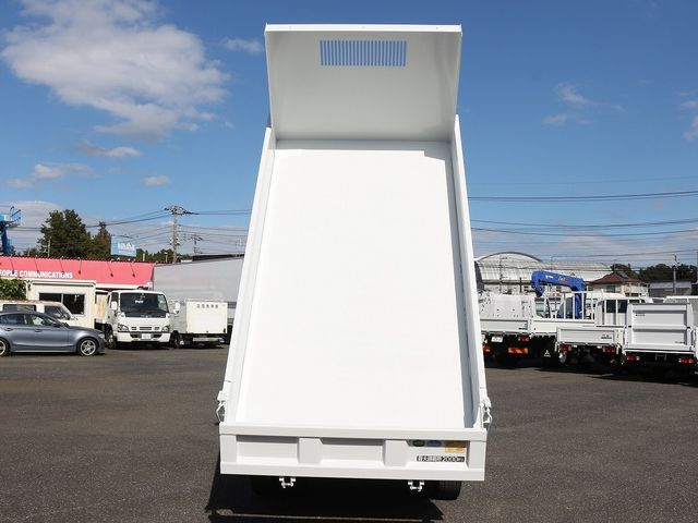 Mitsubishi CANTER 2017-09 193151-15