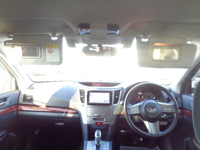 Subaru OUTBACK 2010-09 13523-7