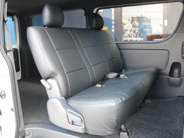 Toyota HIACE VAN 2020-11 183948-7