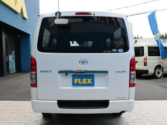 Toyota HIACE VAN 2020-11 183948-19