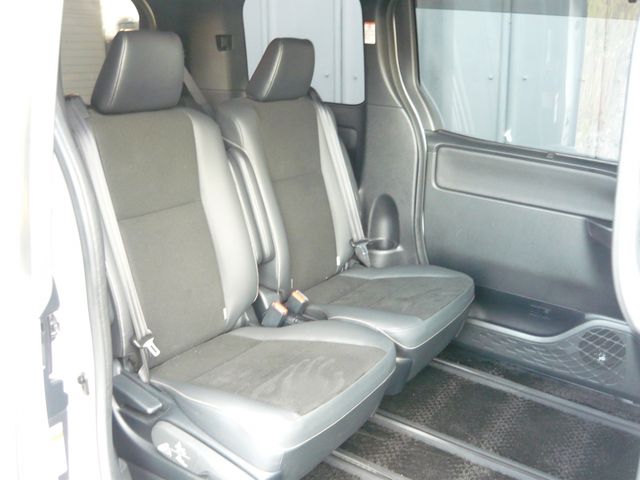Toyota NOAH 2019-07 24586-10
