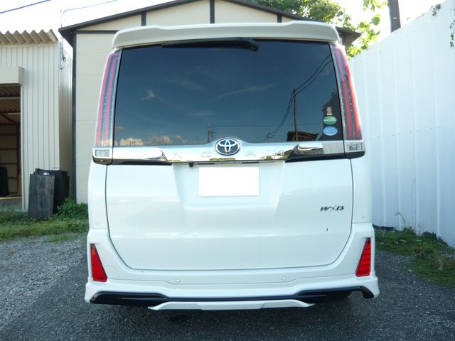 Toyota NOAH 2019-07 24586-3