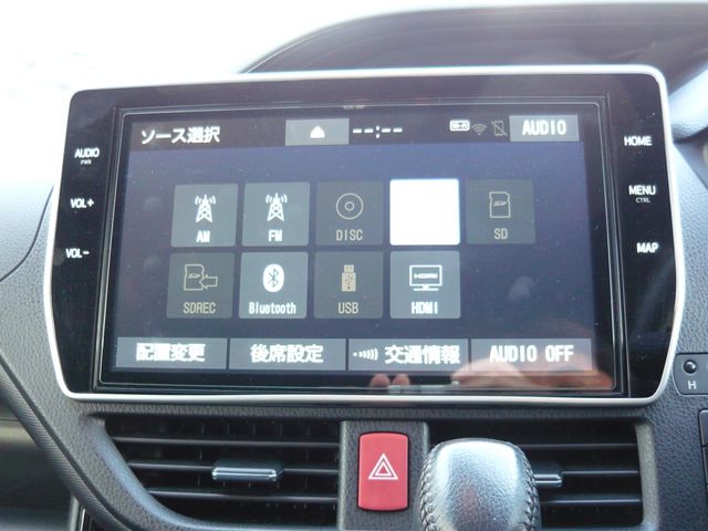 Toyota NOAH 2019-07 24586-5