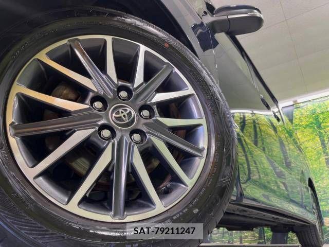 Toyota VOXY 2014-11 370406-14
