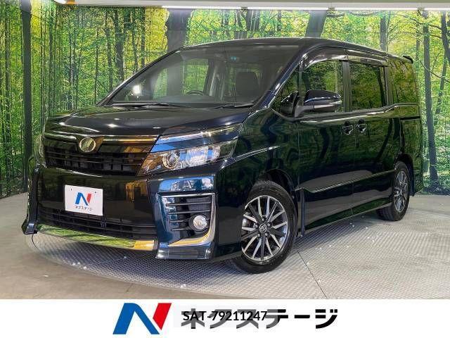 Toyota VOXY 2014-11 370406-0