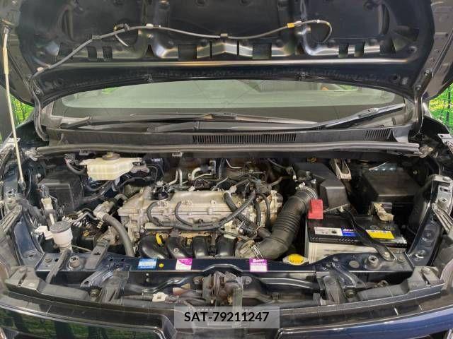 Toyota VOXY 2014-11 370406-19